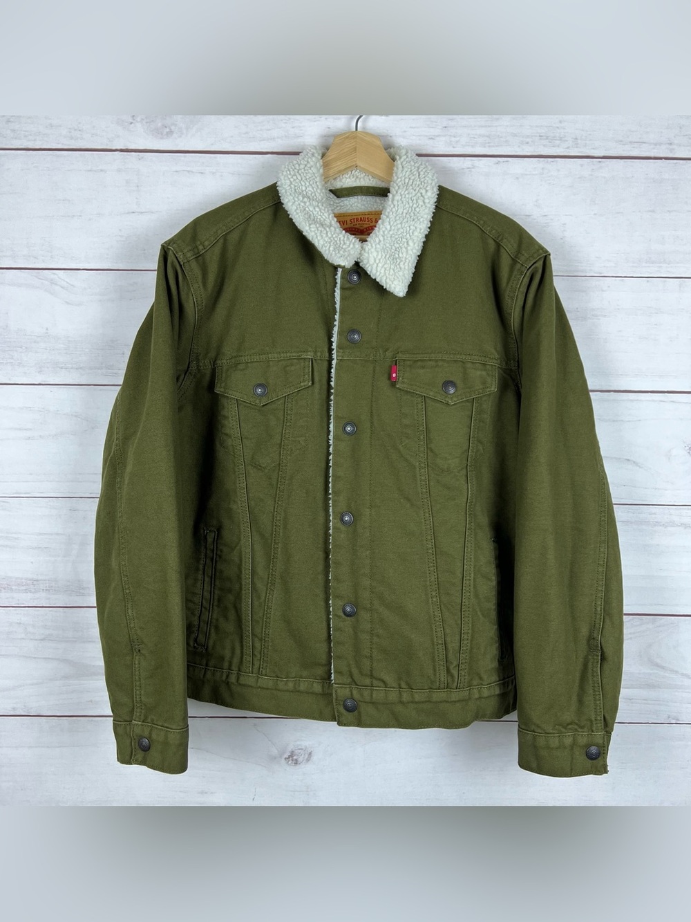 Levi’s Sherpa Trucker Jacket Mens Medium Olive Fleece Lined Button Front Snap
